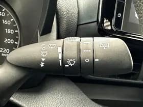 Toyota Yaris 1.5 Hybrid Active thumbnail 24