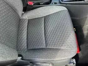 Toyota Yaris Cross 1.5 Hybrid 115 Dynamic 2.411 Km ! thumbnail 16