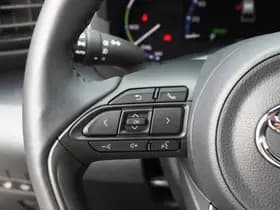 Toyota Yaris Cross 1.5 Hybrid Team-D Navi / Safety+Winter Pack thumbnail 20