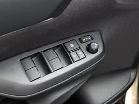 Toyota Yaris Cross 1.5 Hybrid Team-D Navi / Safety+Winter Pack thumbnail 26