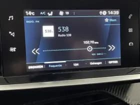 Peugeot 208 thumbnail 100