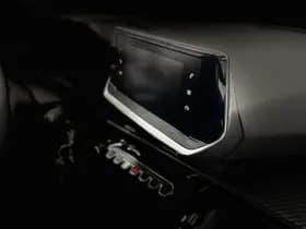 Peugeot 208 thumbnail 93