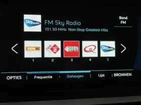 Peugeot E-2008 thumbnail 125