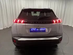 Peugeot E-2008 thumbnail 4