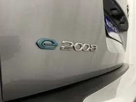 Peugeot E-2008 thumbnail 89