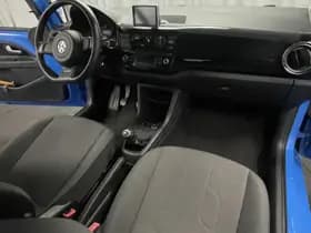 Volkswagen Up! thumbnail 15