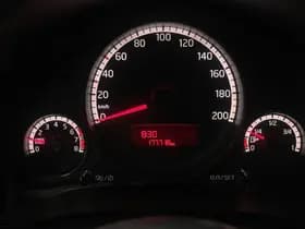 Volkswagen Up! thumbnail 30