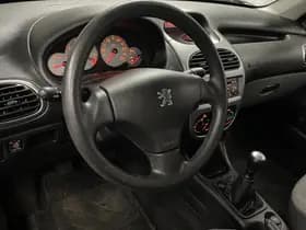 Peugeot 206 thumbnail 37