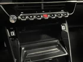 Peugeot 208 thumbnail 38