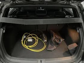 Volkswagen Golf thumbnail 18