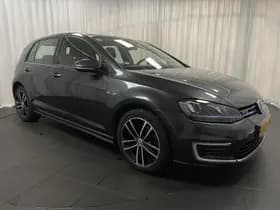 Volkswagen Golf thumbnail 67