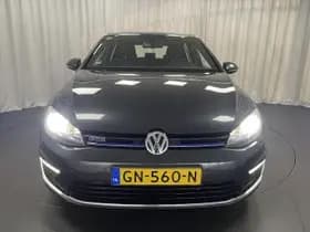 Volkswagen Golf thumbnail 73