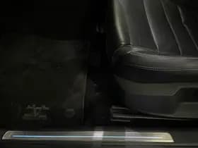 Volkswagen Golf thumbnail 91