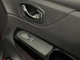 Renault Captur thumbnail 31