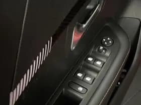 Peugeot 208 thumbnail 95