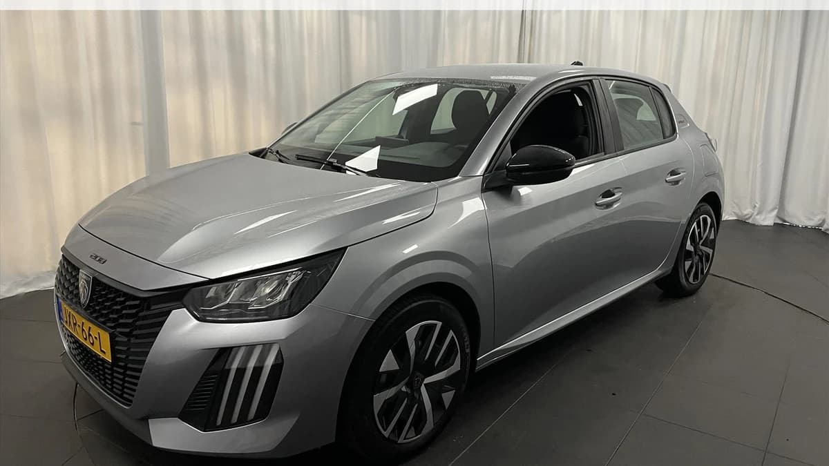 Peugeot 208 — foto 1