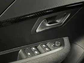 Peugeot 208 thumbnail 93