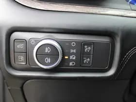 Ford Explorer 3.0 V6 EcoBoost PHEV Platinum thumbnail 17