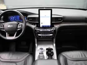 Ford Explorer 3.0 V6 EcoBoost PHEV Platinum thumbnail 5