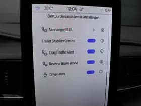 Ford Explorer 3.0 V6 EcoBoost PHEV Platinum thumbnail 41