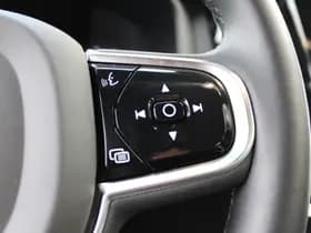 Volvo V60 2.0 T6 Plug-in hybrid AWD Plus Dark thumbnail 7