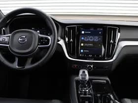 Volvo V60 2.0 T6 Plug-in hybrid AWD Plus Dark thumbnail 2