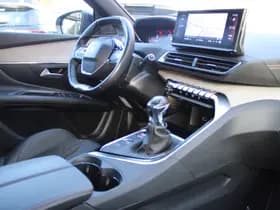 Peugeot 3008 1.2 PureTech GT thumbnail 6