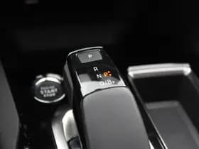 Peugeot 3008 1.6 HYbrid 225 GT thumbnail 24