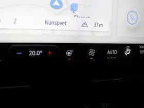 Ford Tourneo Custom PHEV L2H1 Titanium X thumbnail 13