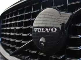 Volvo XC60 2.0 T8 Plug-in hybrid AWD Ultra Black Edition thumbnail 12