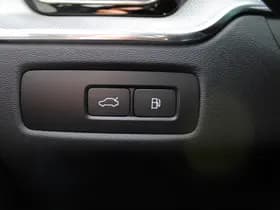 Volvo XC60 2.0 T8 Plug-in hybrid AWD Ultra Black Edition thumbnail 40