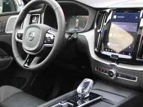 Volvo XC60 2.0 T8 Plug-in hybrid AWD Ultra Black Edition thumbnail 6