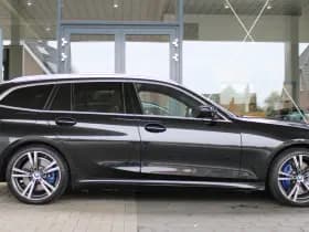 BMW 3 Serie Touring 330e thumbnail 2