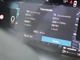 Volvo XC60 2.0 T8 Plug-in hybrid AWD Plus Black Edition thumbnail 13