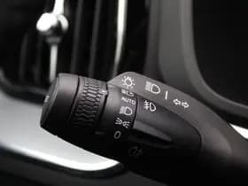 Volvo XC60 2.0 T8 Plug-in hybrid AWD Plus Black Edition thumbnail 16