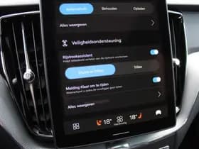 Volvo XC60 2.0 T8 Plug-in hybrid AWD Plus Black Edition thumbnail 47