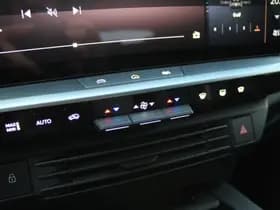 Opel Grandland 1.6 Turbo Plug-in-Hybrid Ultimate thumbnail 42