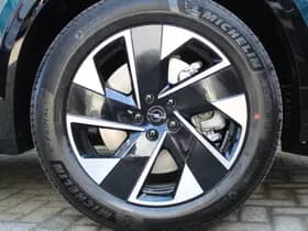 Opel Grandland 1.6 Turbo Plug-in-Hybrid Ultimate thumbnail 7