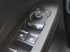 Ford FOCUS Wagon 1.0 EcoBoost Hybrid ST Line X thumbnail 34