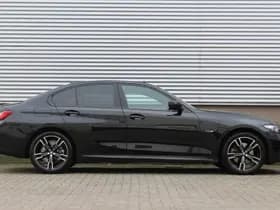BMW 3-serie 330e xDrive M-Sport thumbnail 2