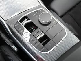 BMW 3-serie 330e xDrive M-Sport thumbnail 16