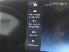 BMW 3-serie 330e xDrive M-Sport thumbnail 36