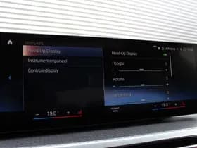 BMW 3-serie 330e xDrive M-Sport thumbnail 41