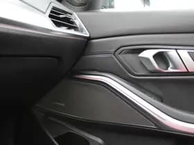 BMW 3-serie 330e xDrive M-Sport thumbnail 42