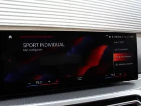 BMW 3-serie 330e xDrive M-Sport thumbnail 43