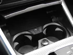 BMW 3-serie 330e xDrive M-Sport thumbnail 47