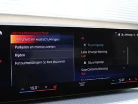 BMW 3-serie 330e xDrive M-Sport thumbnail 53