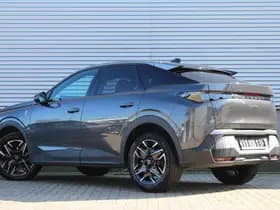 Peugeot 3008 1.2 Hybrid 145 GT thumbnail 3