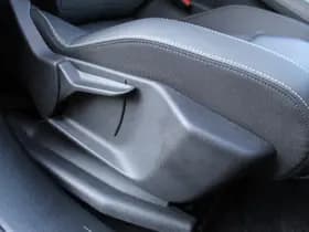 Peugeot 3008 1.2 Hybrid 145 GT thumbnail 26