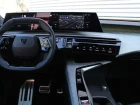 Peugeot 3008 1.2 Hybrid 145 GT thumbnail 5